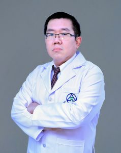 นพ.ภัทรพงศ์ บุณยเกื้อกูล