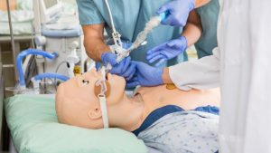 การดูดเสมหะในผู้ป่วยเจาะคอที่บ้าน (โดยใช้ถุงมือปราศจากเชื้อ) Tracheostomy Tube Suctioning
